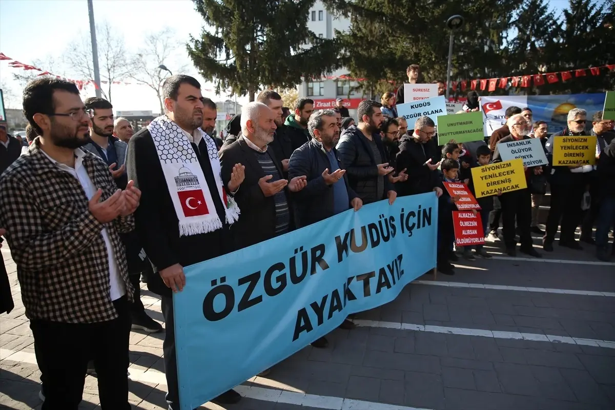 Sakarya'da İsrail'in Gazze'ye yönelik saldırıları kınandı