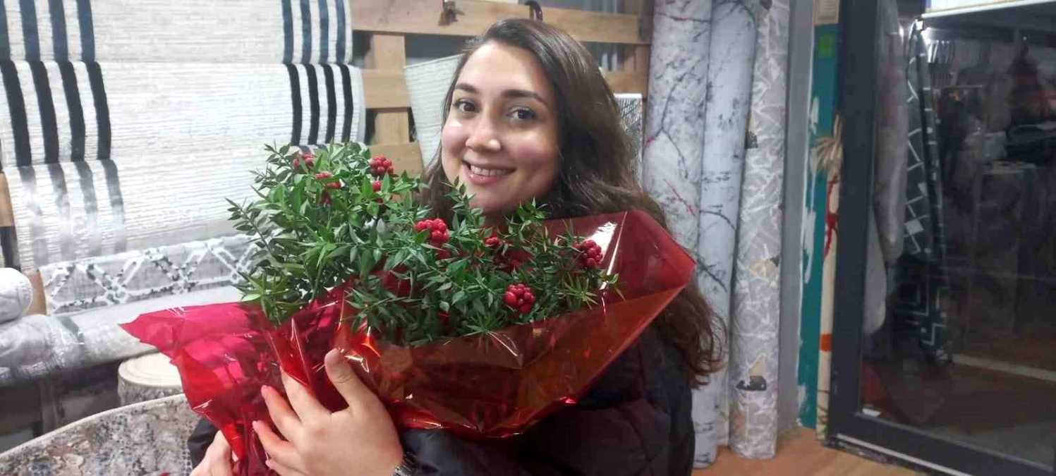 Edirne\'de Yılbaşı Çiçeği Kokina Satışı Yoğunlaşıyor