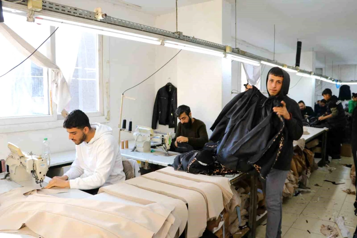 Adana\'da tekstil sektörü yeni yılda ihracat artışı bekliyor