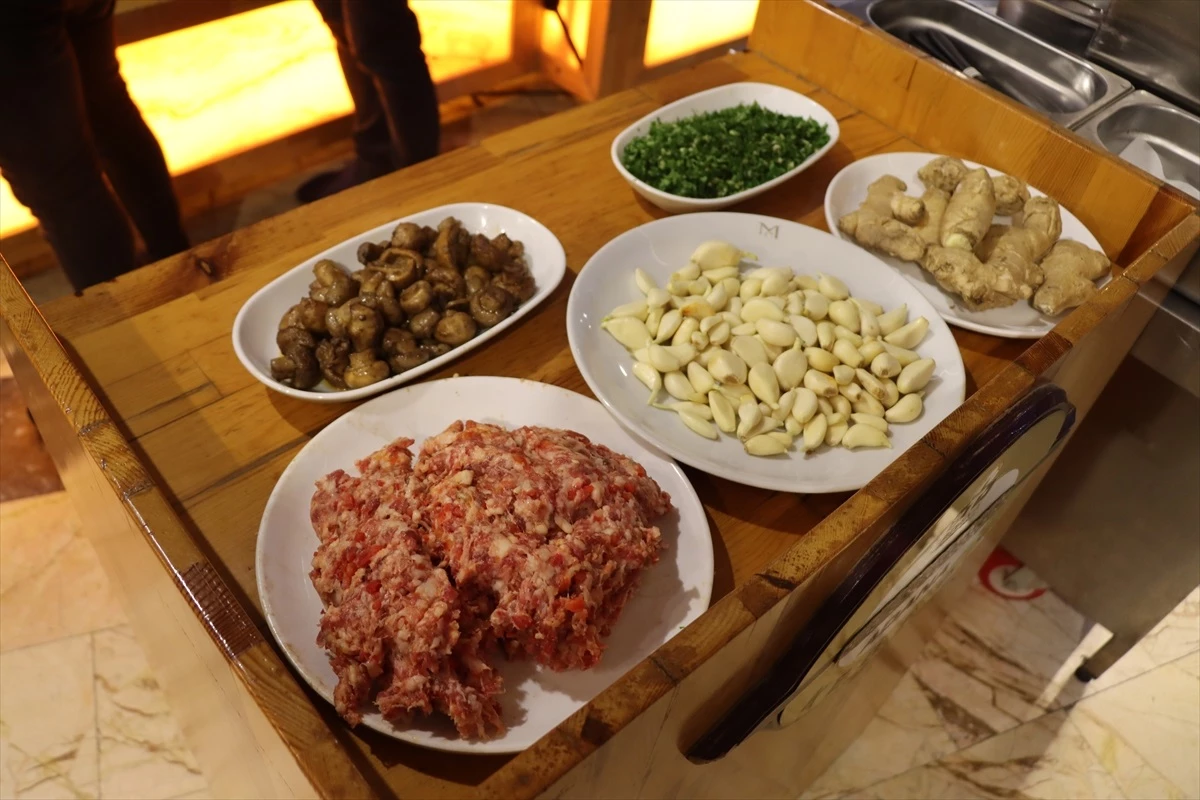 Adana\'da Yılbaşı Akşamı Hindi Kebabı