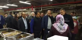 İskenderun Belediye Başkanı ve Kaymakam Depremzedeleri Ziyaret Etti