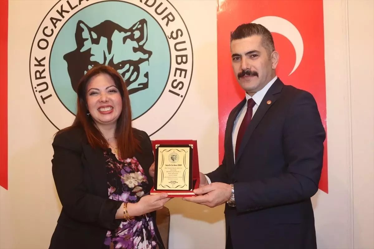 Burdur\'da susuz tarıma dikkati çekmek amacıyla konferans düzenlendi