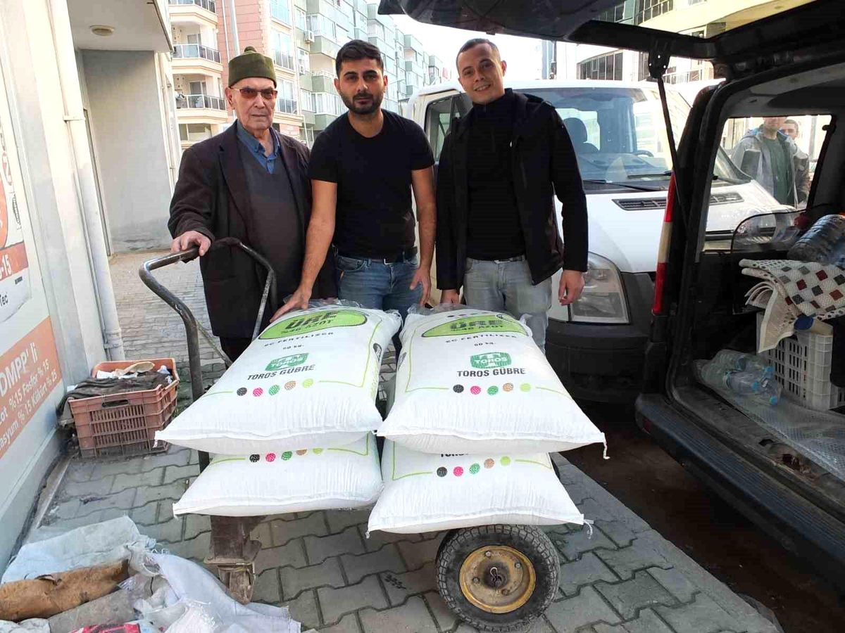 Balıkesir\'de Yağışlar Sonrası Gübre Satışları Arttı