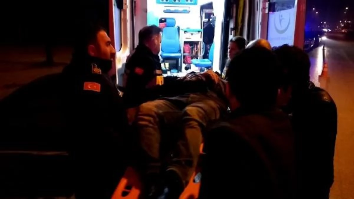 İnegöl\'de polis otosu kaza yaptı: 2\'si polis 4 kişi yaralandı