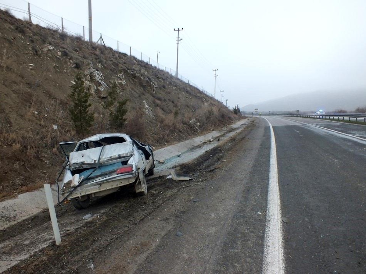 Çankırı\'da Otomobil Takla Attı: 2 Yaralı