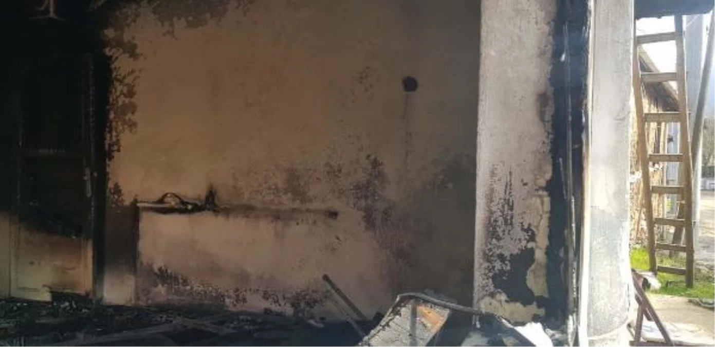 Çanakkale\'de çıkan yangında bir kişi hayatını kaybetti