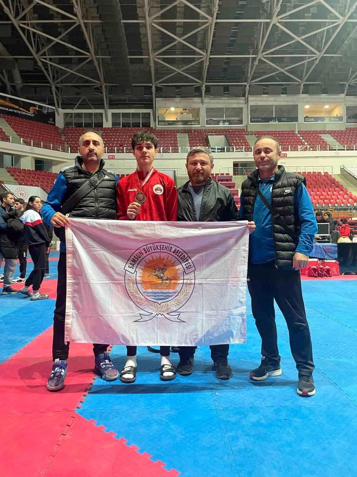 Samsun Büyükşehir Belediyesi Spor Kulübü Tekvando Kız Takımı Türkiye Üçüncüsü