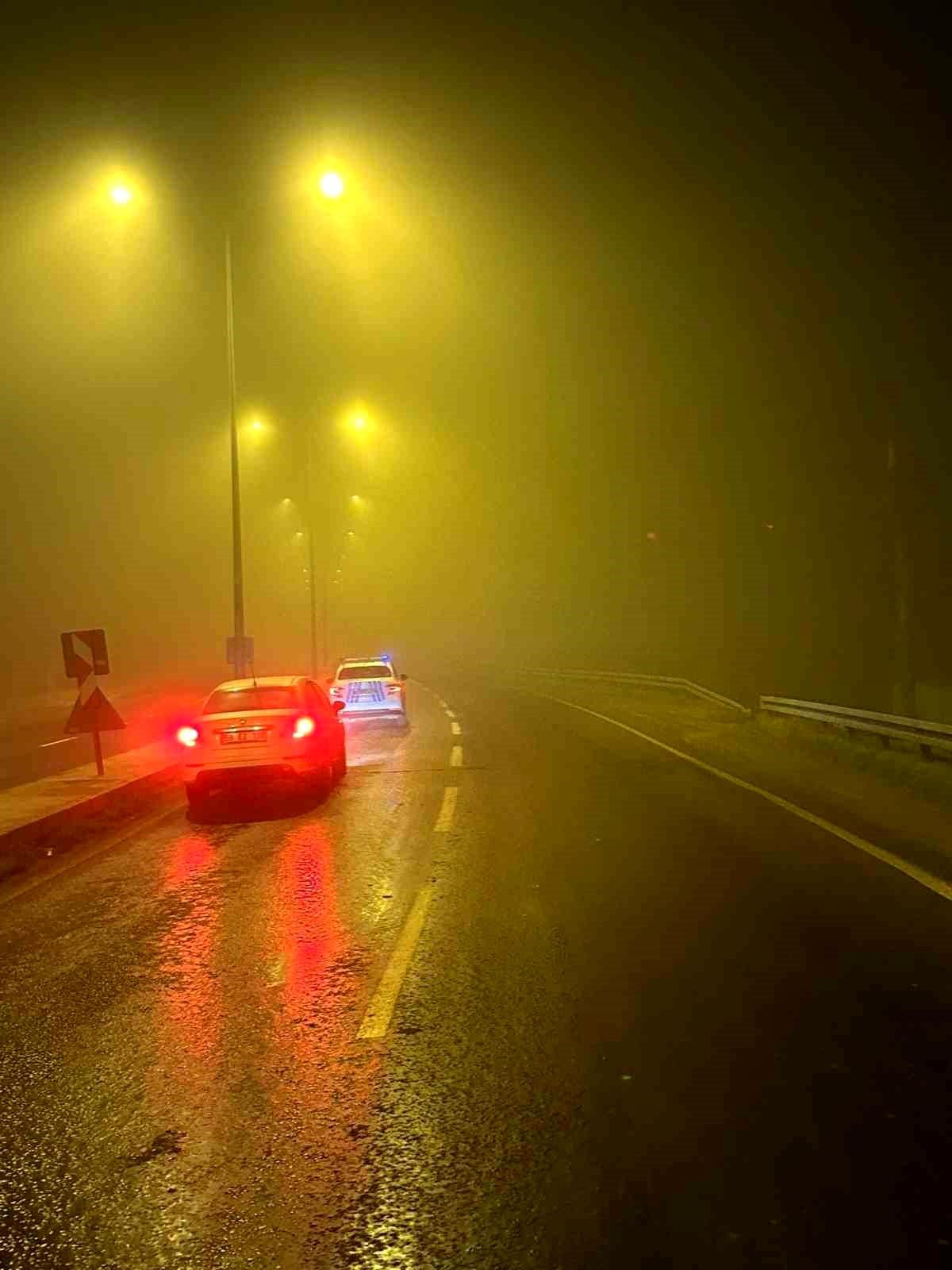 Tekirdağ Muratlı\'da Yoğun Sis Kazaya Yol Açtı