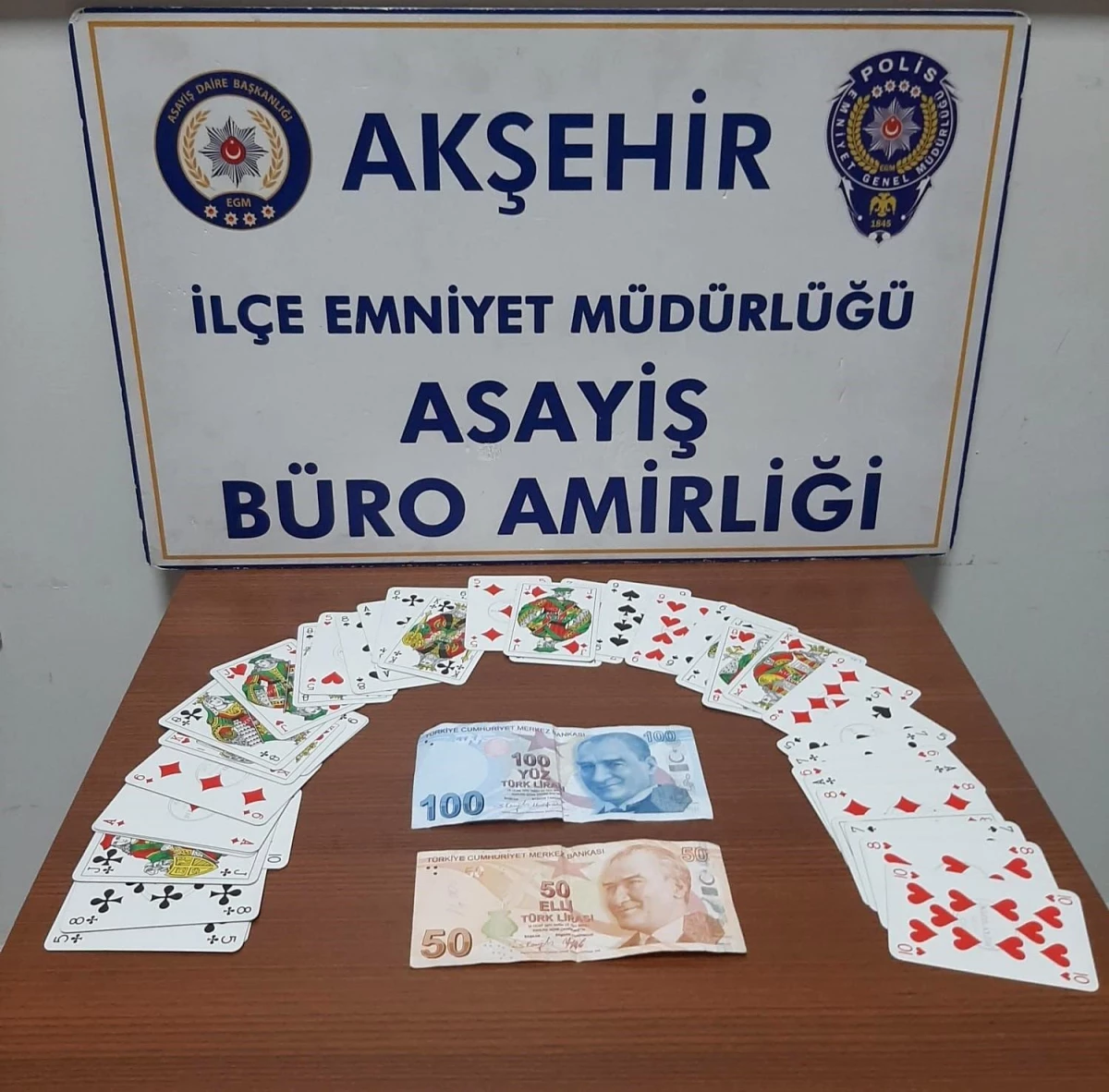Konya\'da kahvehaneye kumar baskını: 5 kişi gözaltına alındı