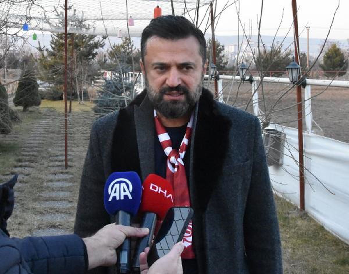Bülent Uygun, Sivasspor Teknik Direktörlüğü için Sivas'a geldi