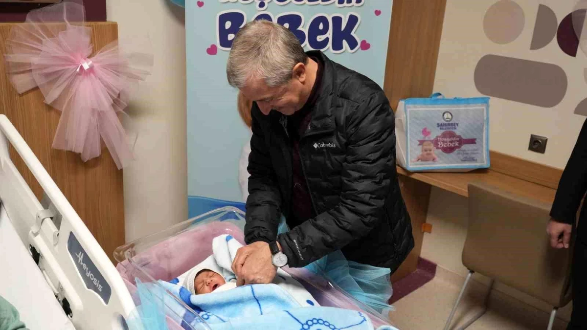 Gaziantep\'te 2024 yılının ilk bebeği Şehir Hastanesi\'nde dünyaya geldi