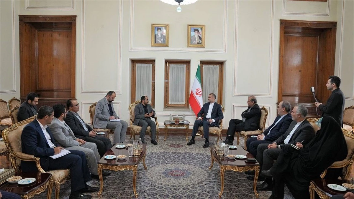 İran Dışişleri Bakanı Abdullahiyan ile Yemen\'deki Husi Sözcüsü Abdusselam, ikili ilişkileri değerlendirdi