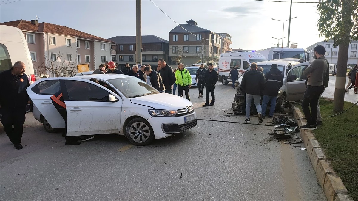Sakarya\'da trafik kazası: 1 kişi yaralandı