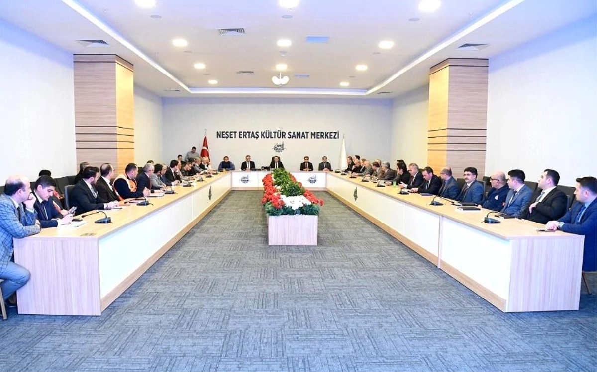 Kırşehir\'de 2023 Faaliyetleri ve Yatırımları Değerlendirildi