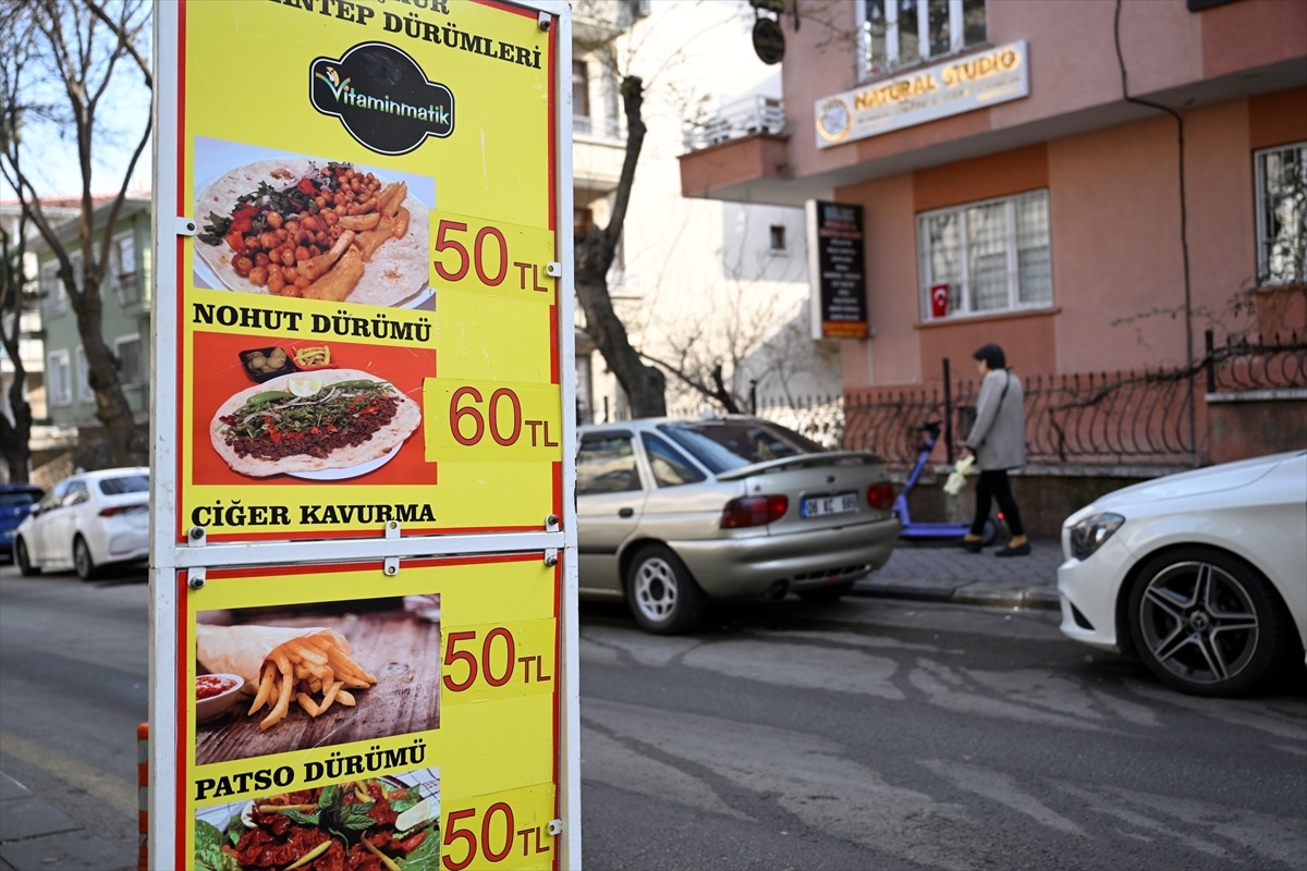 Yiyecek ve içecek işletmeleri fiyat listelerini görünür şekilde koymak zorunda