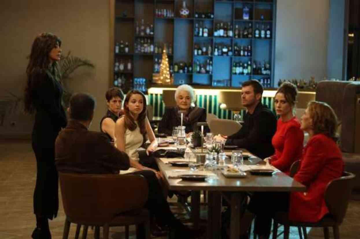 Aile dizisinde yaprak dökümü! Selin Şekerci, Emel Göksü ve Canan Ergüder kadroya veda ediyor