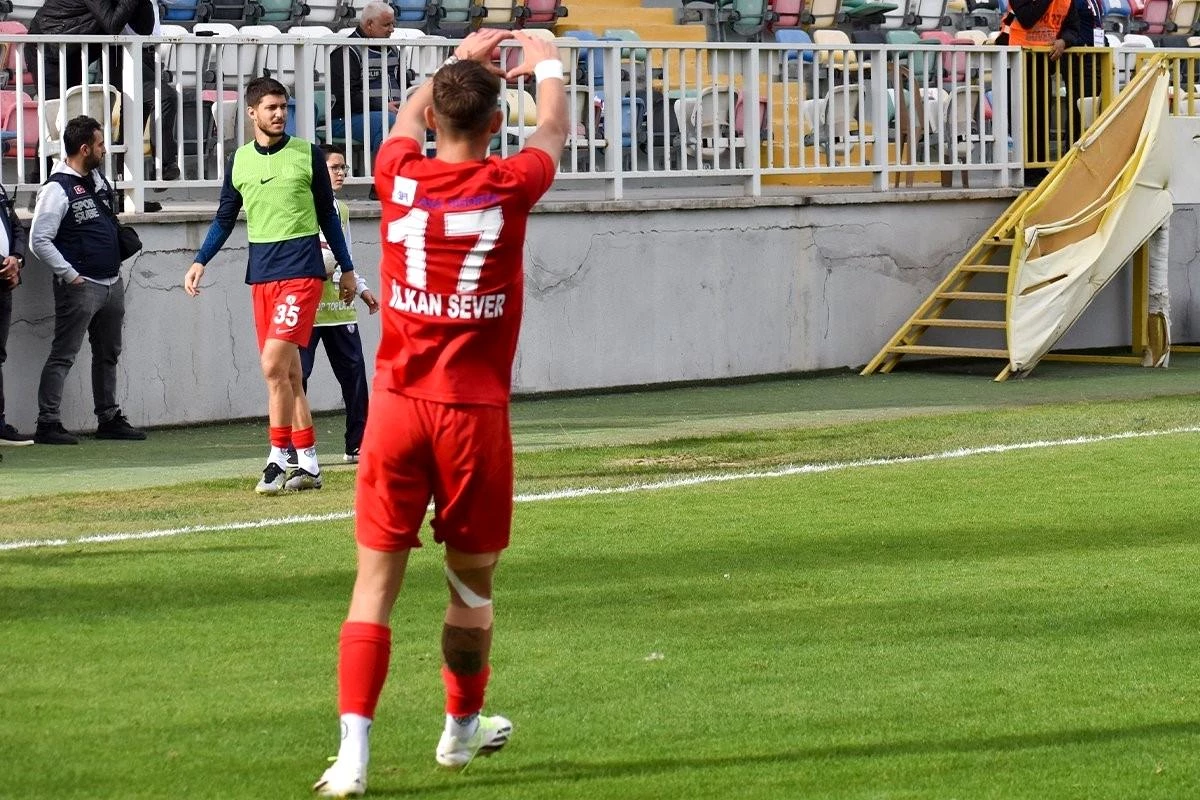 Altınordu\'nun genç golcüsü İlkan Sever dikkat çekiyor