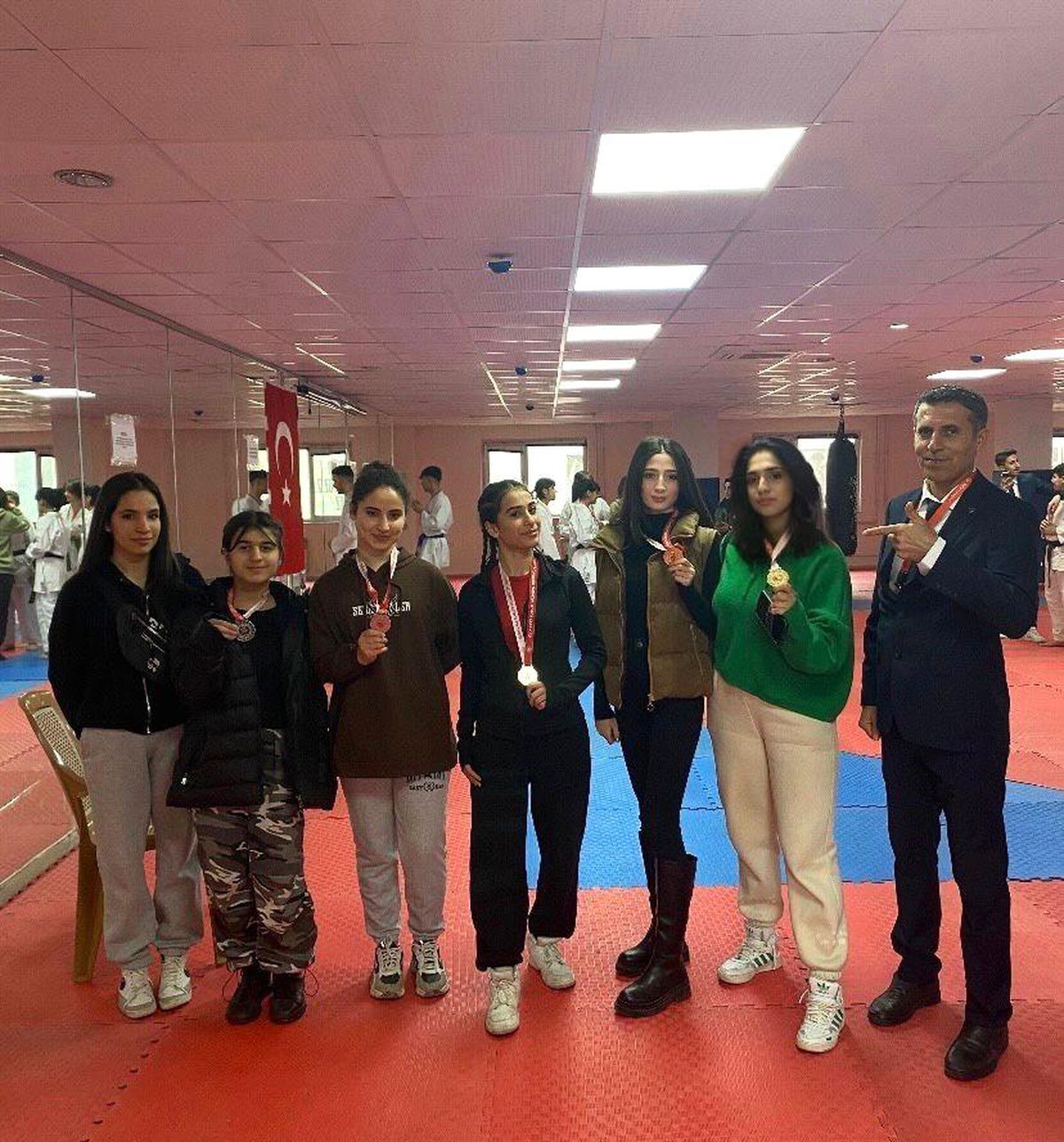 Çermikli Sporcular Okullar Arası Karate İl Birinciliği\'nde Başarılı