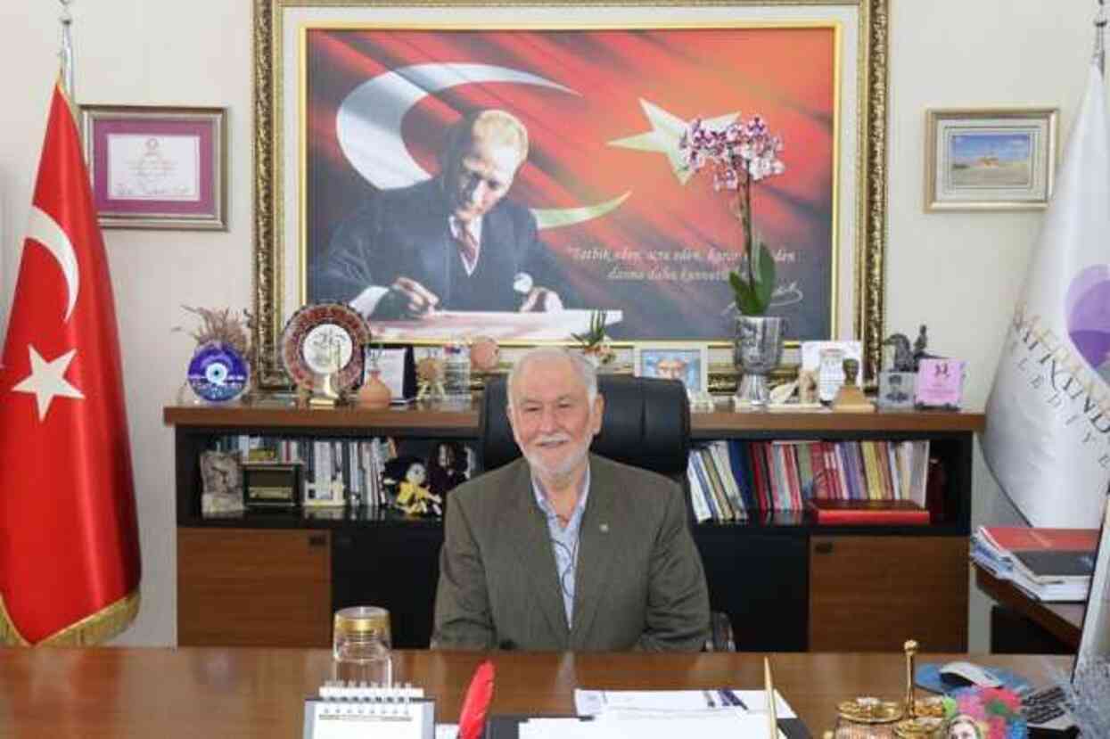 CHP'li Meclis Üyesi İsmail Özgürel otomobilde ölü bulundu CHP'li Meclis Üyesi İsmail Özgürel otomobilde ölü bulundu