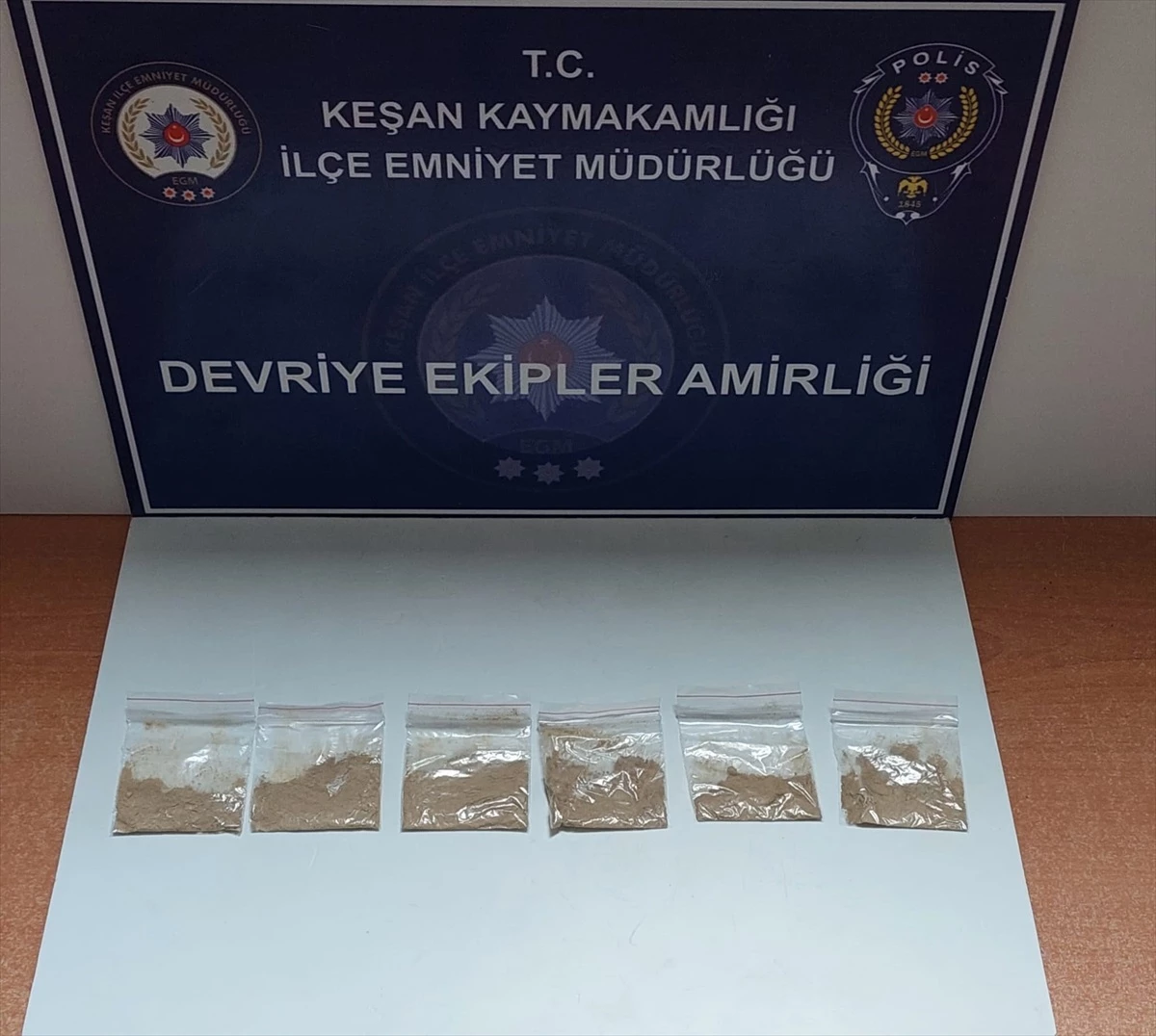 Edirne\'de Uyuşturucu Operasyonunda 19 Şüpheli Gözaltına Alındı