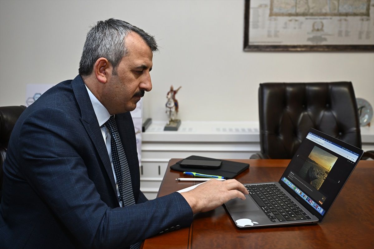 Edirne Valisi Yunus Sezer, \'Yılın Kareleri 2023\' oylamasına katıldı