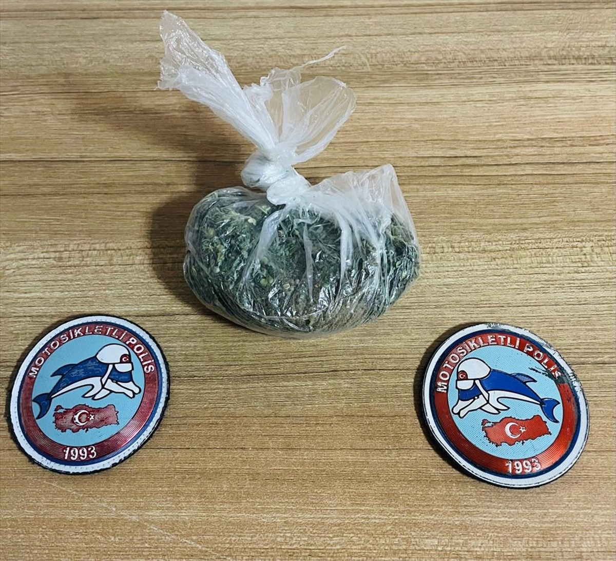 Elazığ\'da Asayiş Uygulamasında 2 Şüpheli Tutuklandı