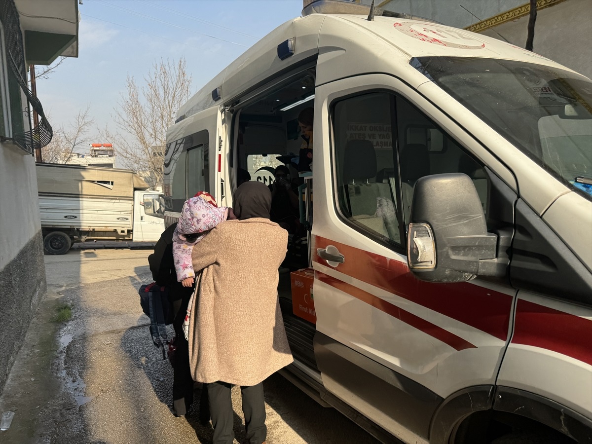 Gaziantep\'te çıkan yangında 4\'ü çocuk 5 kişi dumandan etkilendi