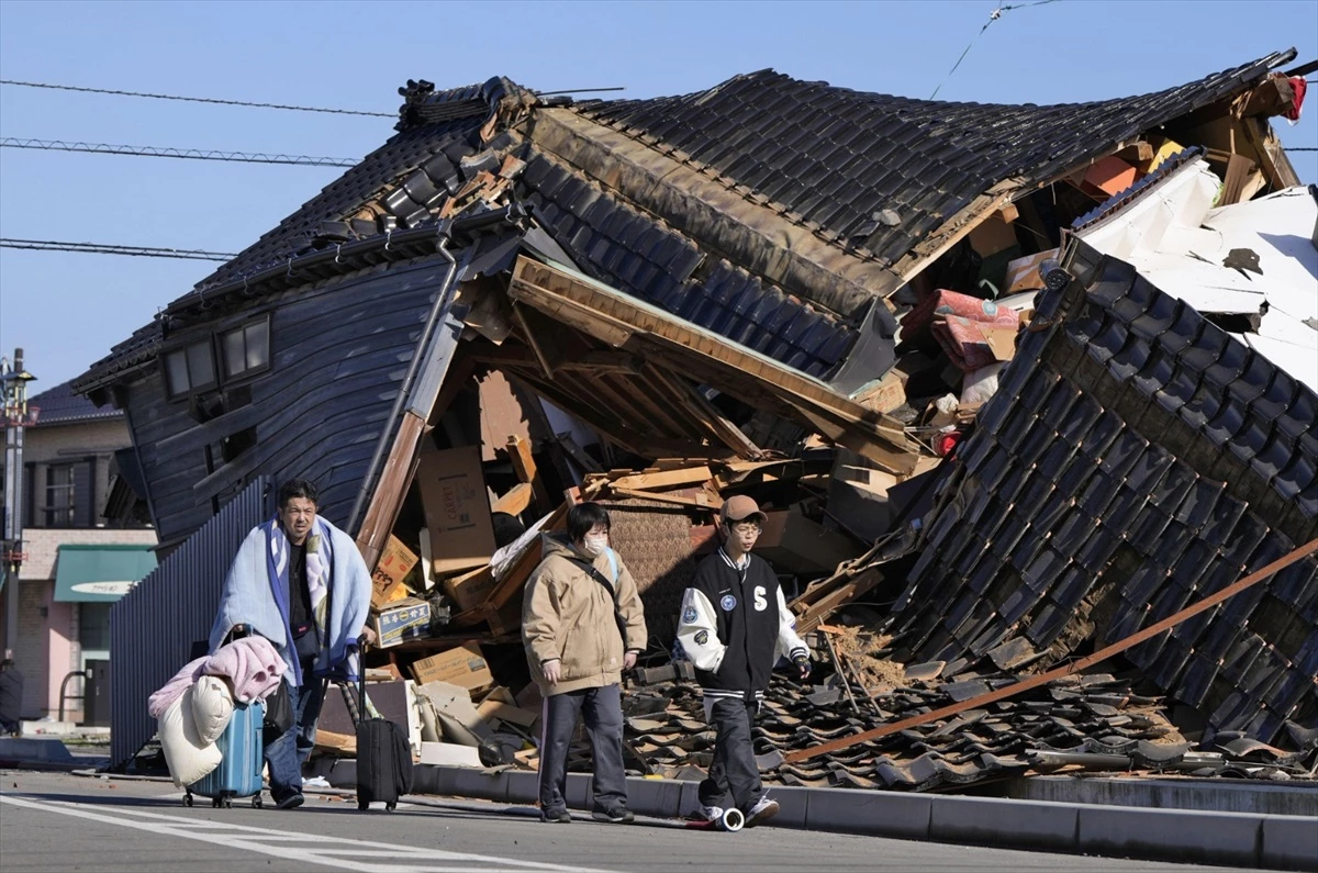 Japonya\'da İşikawa eyaletindeki depremlerde 13 kişi hayatını kaybetti