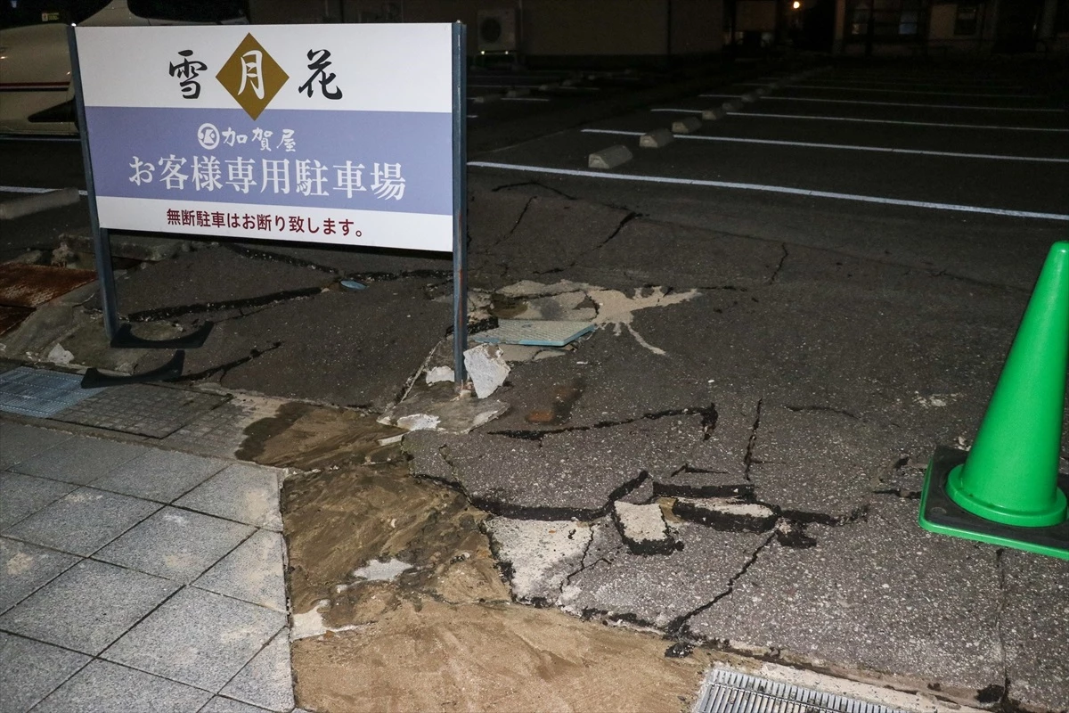 Japonya\'da İşikawa\'da meydana gelen depremlerde 48 kişi hayatını kaybetti