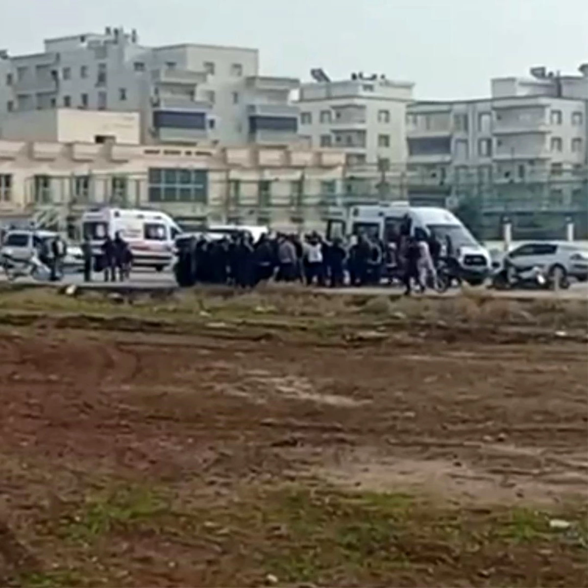 Mardin\'de motosiklet ile otomobil çarpıştı: 17 yaşındaki sürücü ağır yaralandı