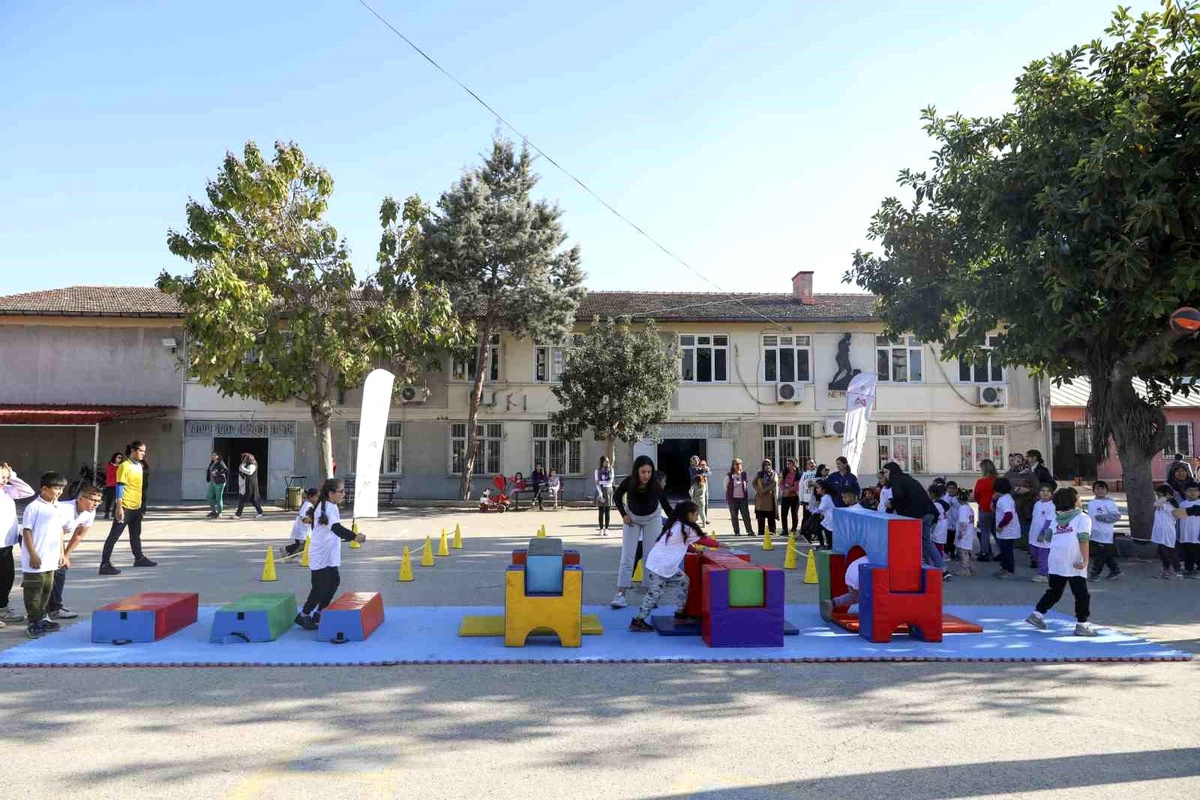 Mersin Büyükşehir Belediyesi, Tarsus\'ta \'sporbüs\' etkinliği düzenledi