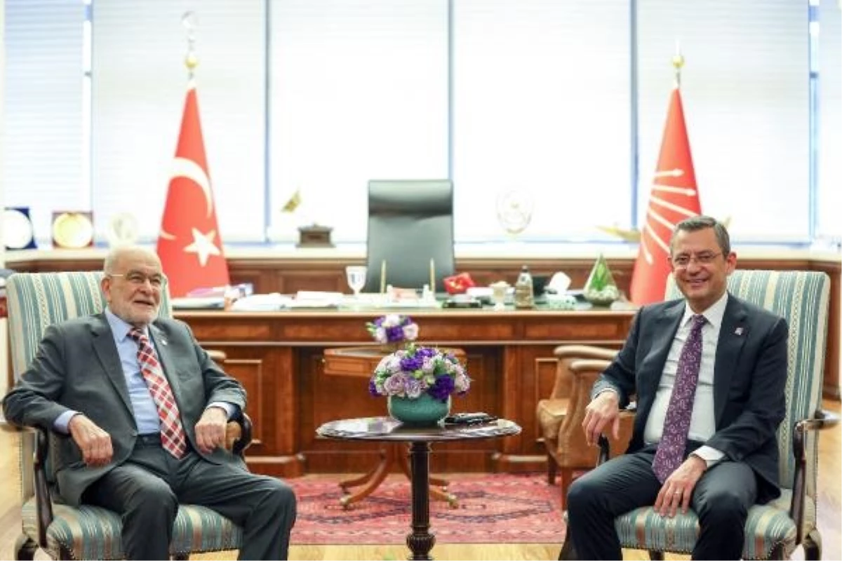CHP Genel Başkanı Özgür Özel, Saadet Partisi Genel Başkanı Temel Karamollaoğlu ile görüştü