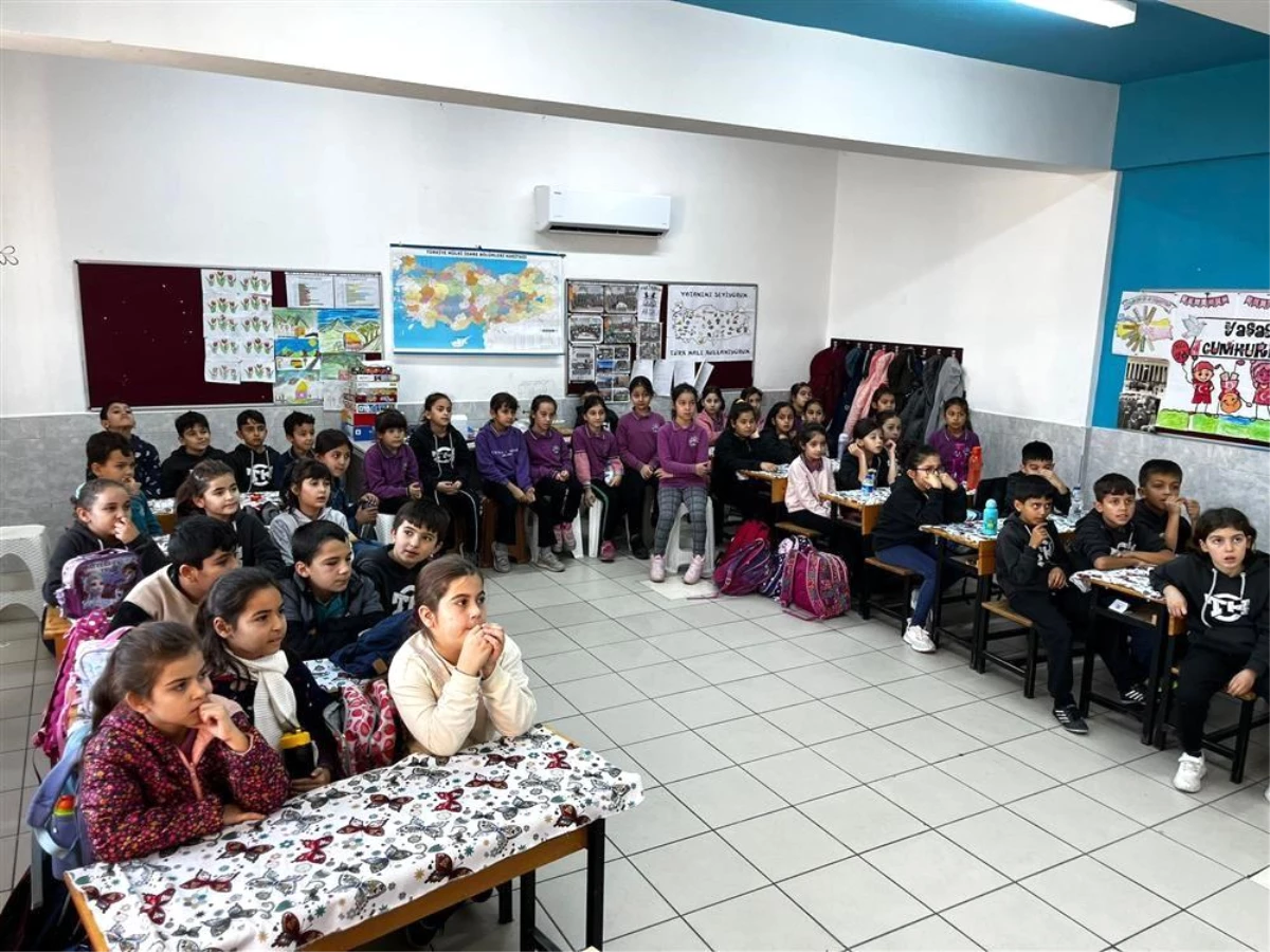 Alanya Belediyesi, Toslak Ketenlik İlkokulu\'nda Atıksız Yaşam ve Atıkların Geri Kazanılması Eğitimi Verdi