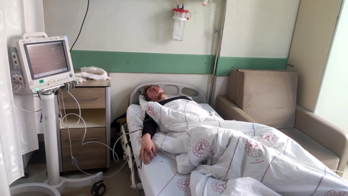 Ukraynalı dağcı Ağrı Dağı\'nda düşerek yaralandı, Türklere teşekkür etti