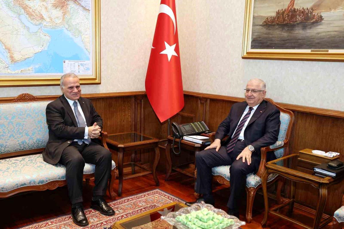 Milli Savunma Bakanı Yaşar Güler, İtalya Büyükelçisi\'ni kabul etti