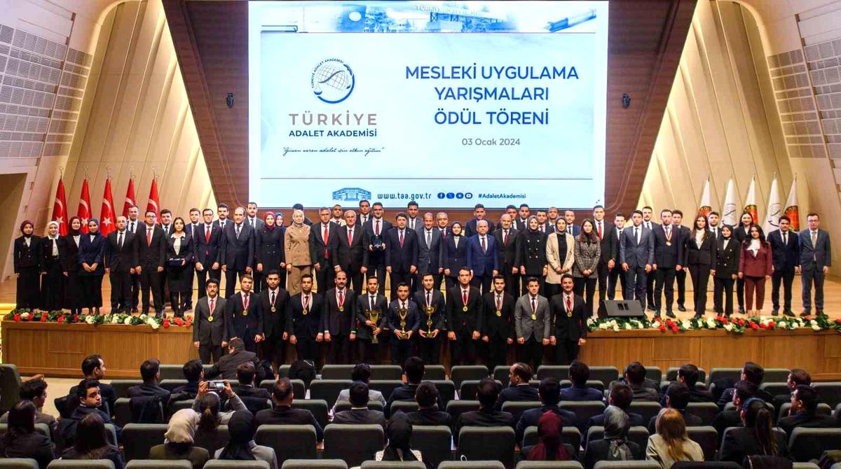 Adalet Bakanı Yılmaz Tunç: Bağımsız ve tarafsız yargı için en önemli unsur insan unsurudur
