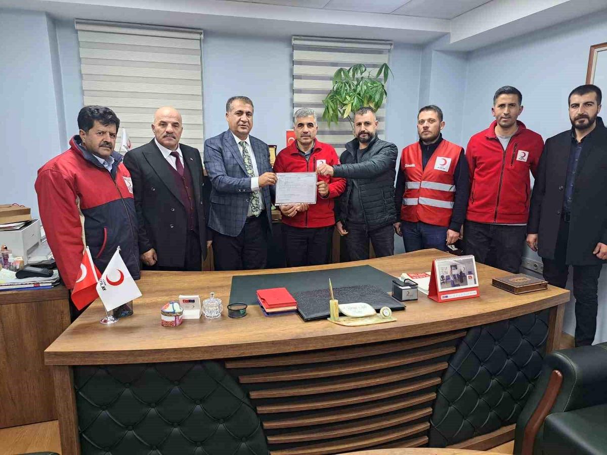 Van\'ın Erciş ilçesinde Şehit Ensari Soner İlkokulu tarafından Gazze yararına yardım kampanyası düzenlendi