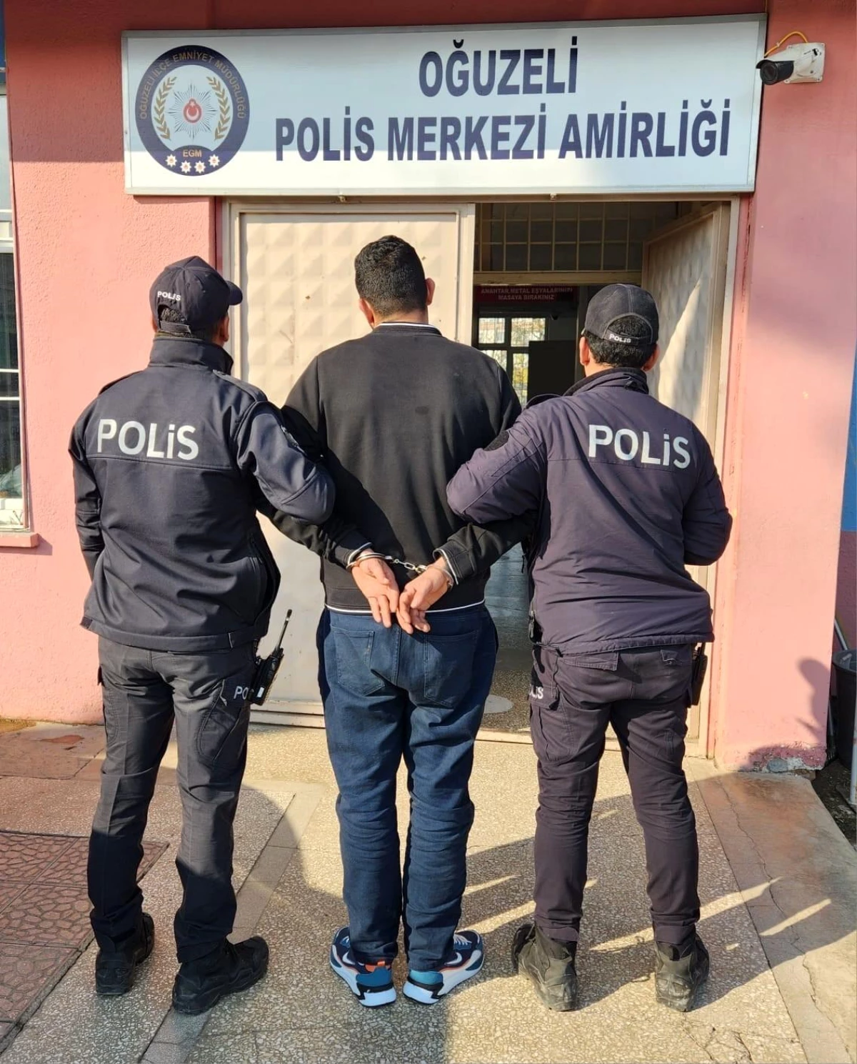 Gaziantep\'te 22 Yıl Hapis Cezası Bulunan Firari Hükümlü Yakalandı
