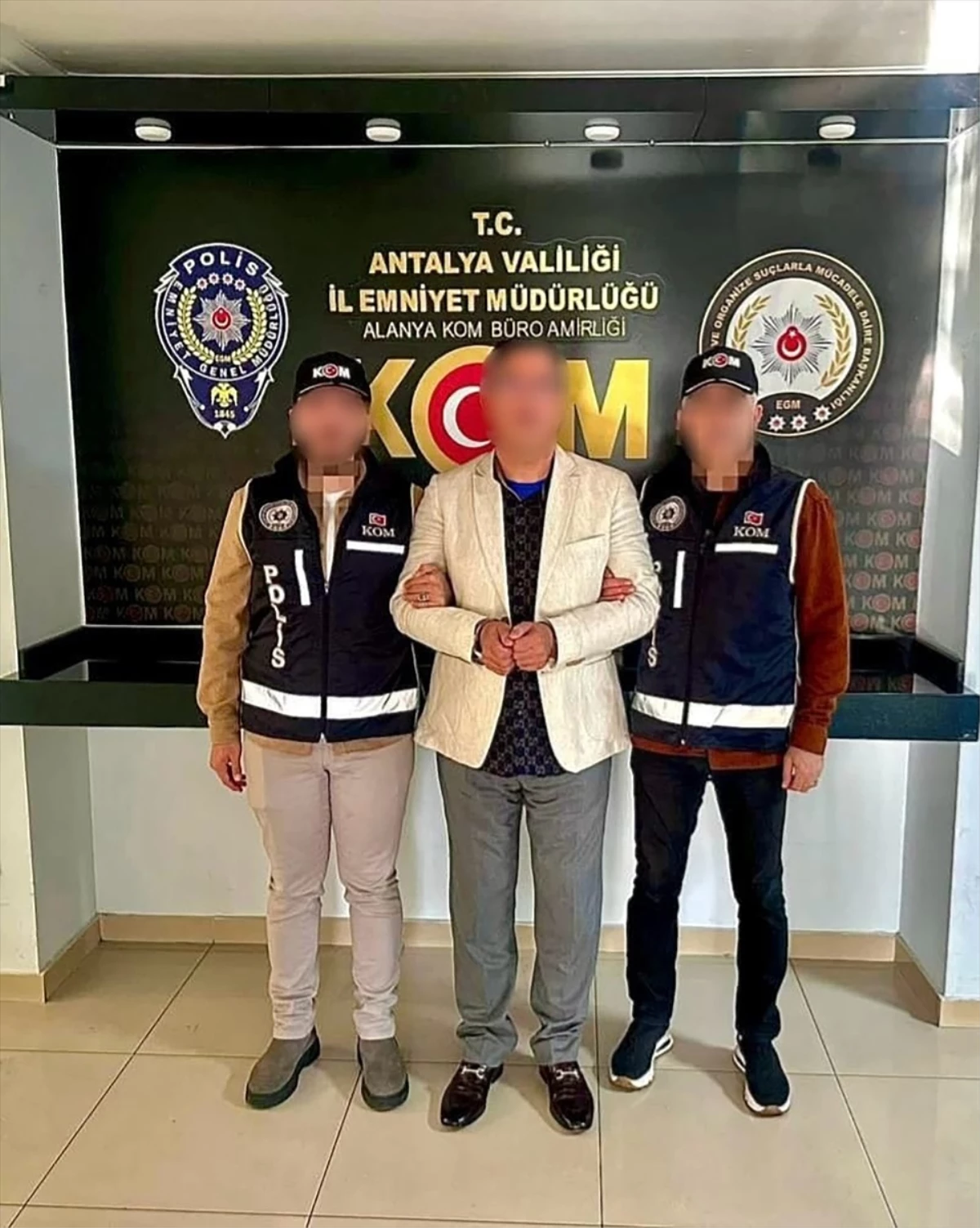 Interpol tarafından aranan Hollandalı şüpheli Alanya\'da yakalandı