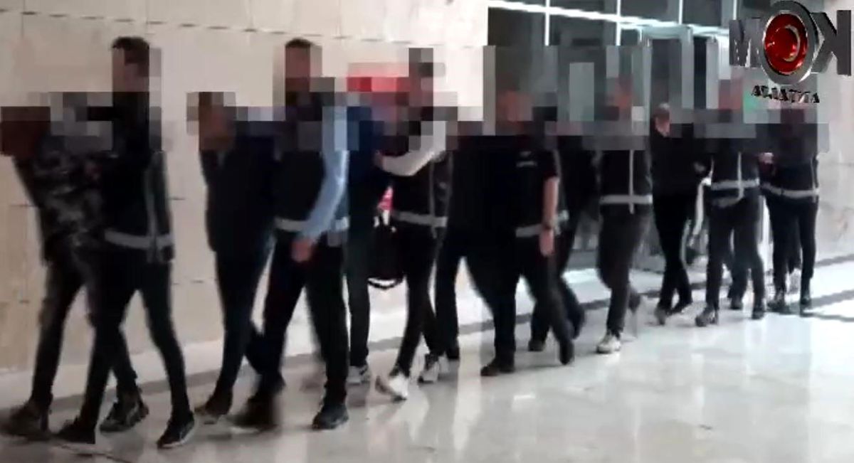 Antalya\'da Uluslararası Düzeyde Aranan 18 Şahıs Yakalandı