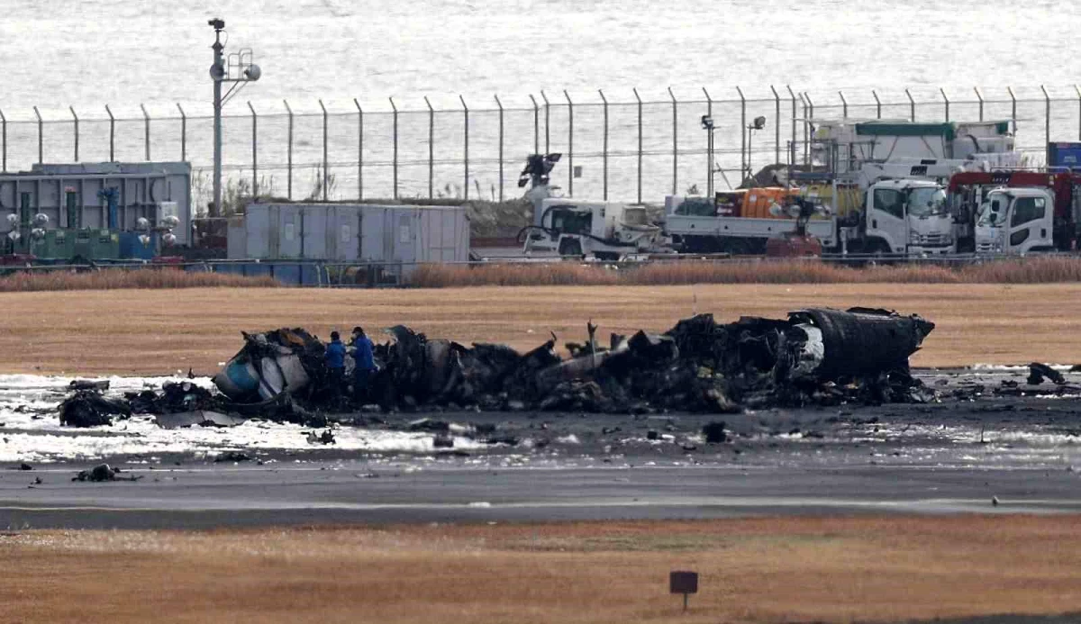 Japonya\'daki uçak kazasında pilot hatası ya da koordinasyon eksikliği ihtimali üzerinde duruluyor
