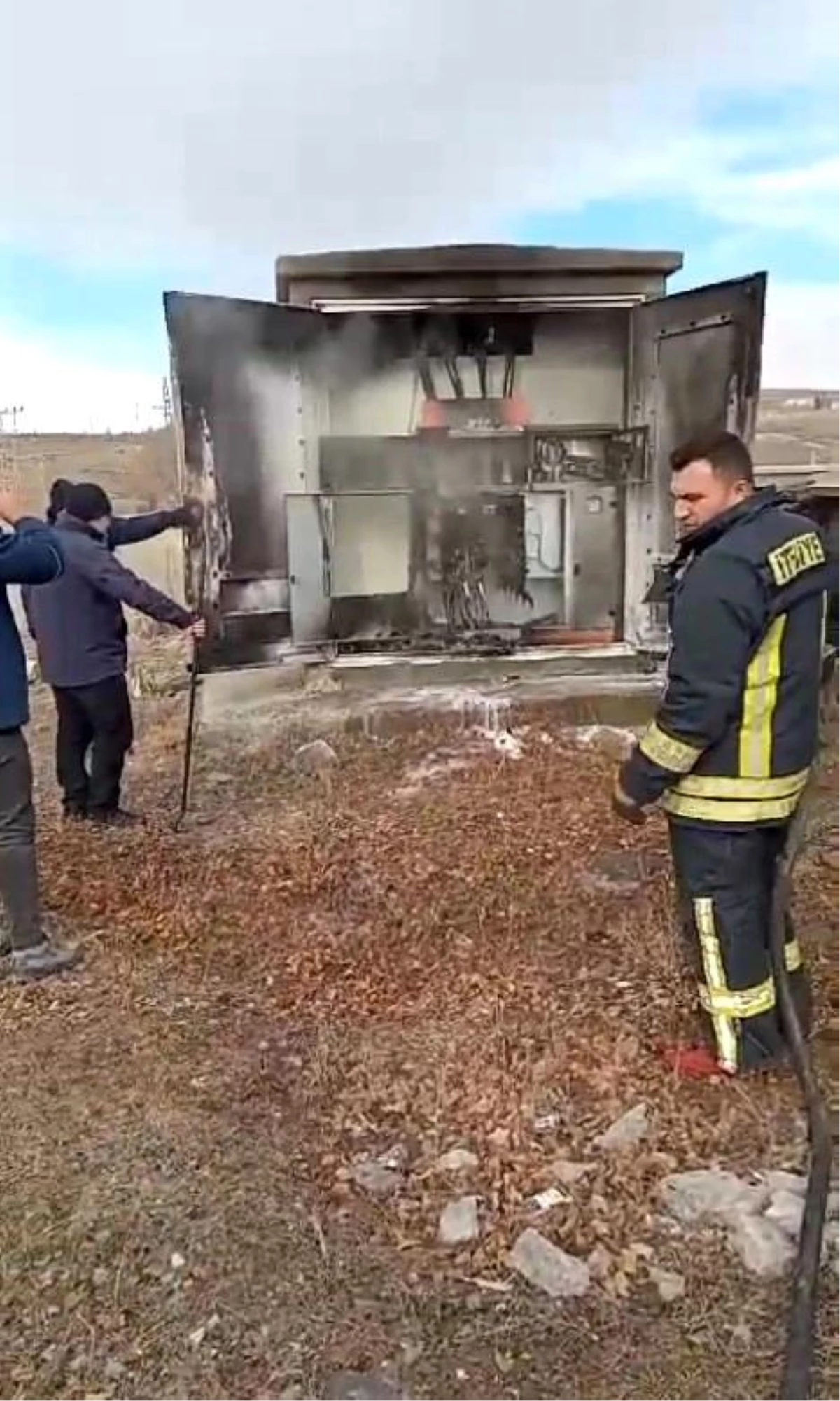 Kars\'ta bir trafo yangını itfaiye ekipleri tarafından söndürüldü