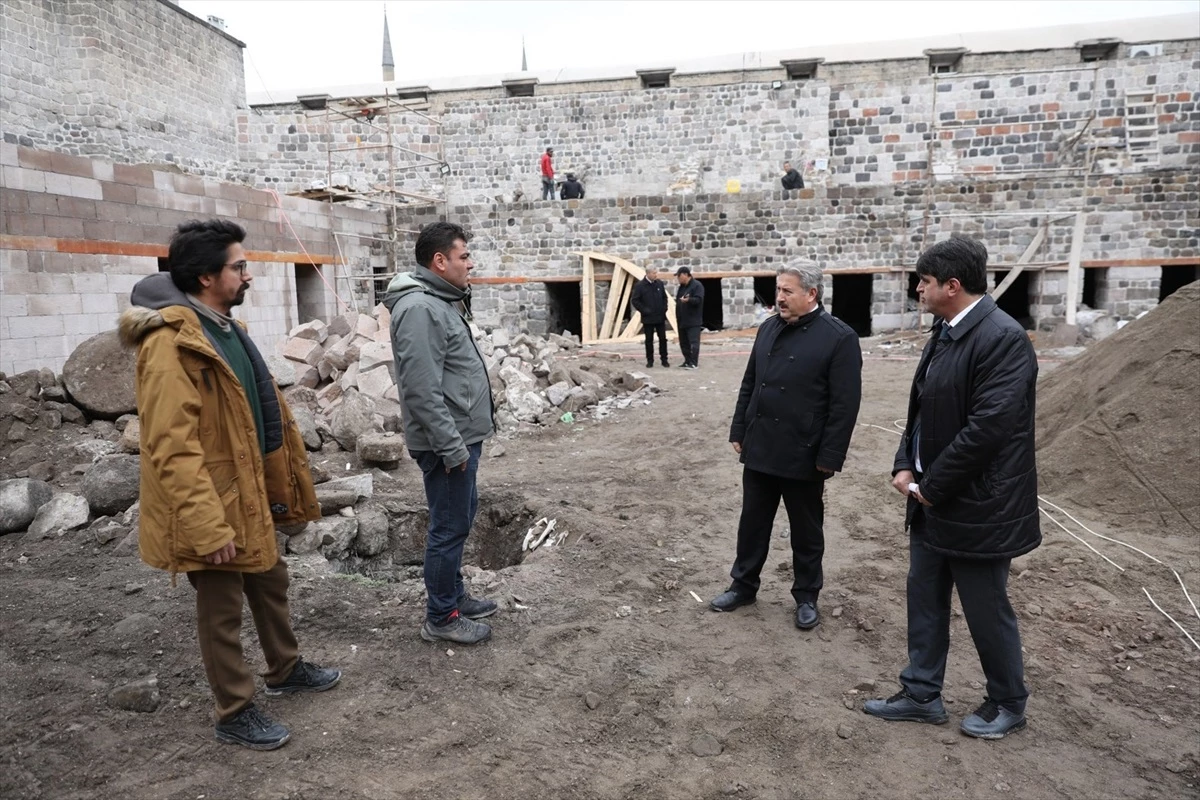 Melikgazi Belediyesi 5 Yılda 16 Tarihi Eseri Gün Yüzüne Çıkardı
