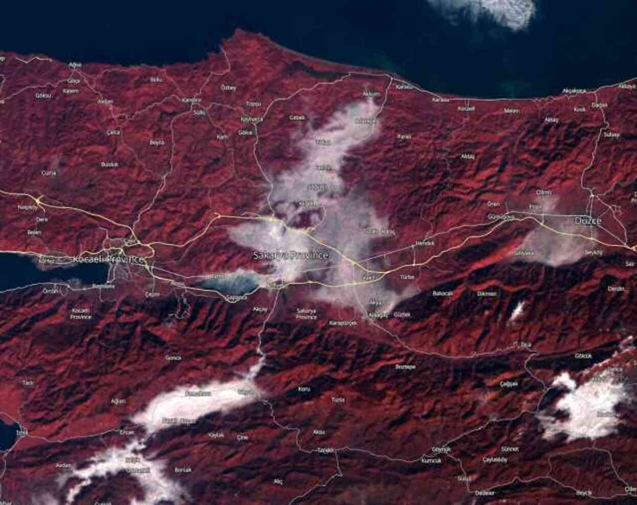 Sakarya'da katliam gibi kazaya neden olan sis bulutunun uydu fotoğrafı ortaya çıktı Sakarya'da katliam gibi kazaya neden olan sis bulutunun uydu fotoğrafı ortaya çıktı