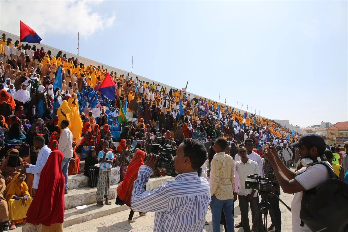 Mogadişu\'da Denize Erişim Anlaşması Protesto Edildi
