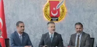 Suat Kılıç: Hiç kimsenin Atatürkçülük ve İstiklal Marşı fırtınası koparmasına gerek yok