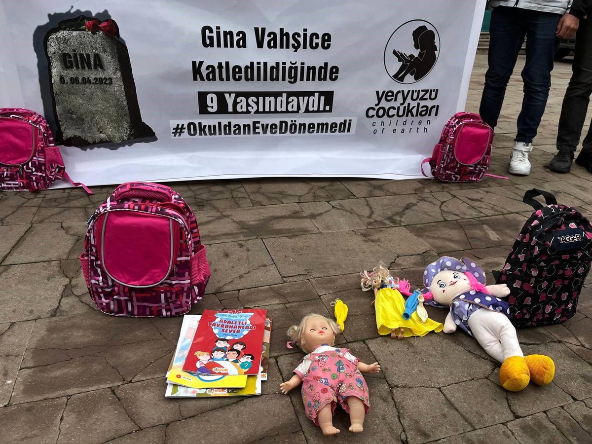 Kilis\'te 9 yaşındaki kız çocuğu su kuyusuna atılarak öldürüldü, 2 zanlının yargılanması başladı