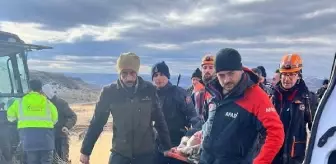 Divriği'de avlanmak için gittiği arazide yaralanan kişi kurtarıldı