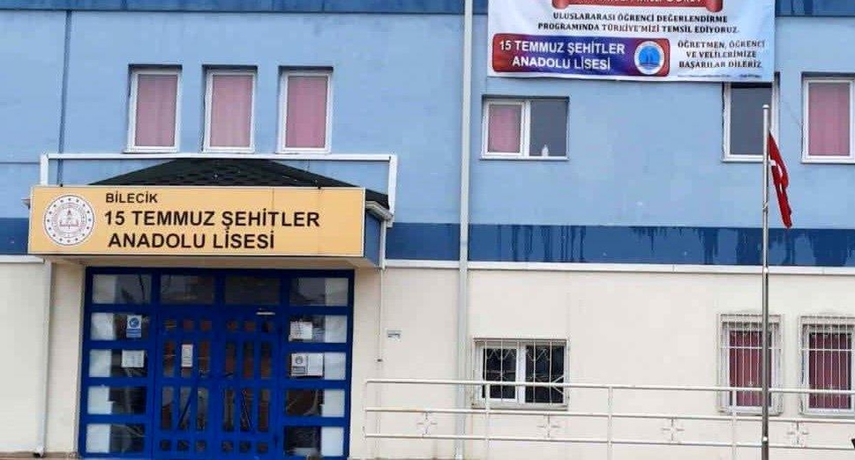 Bilecik\'te bir lisede yemekhane fiyatları yüzde 150 arttı
