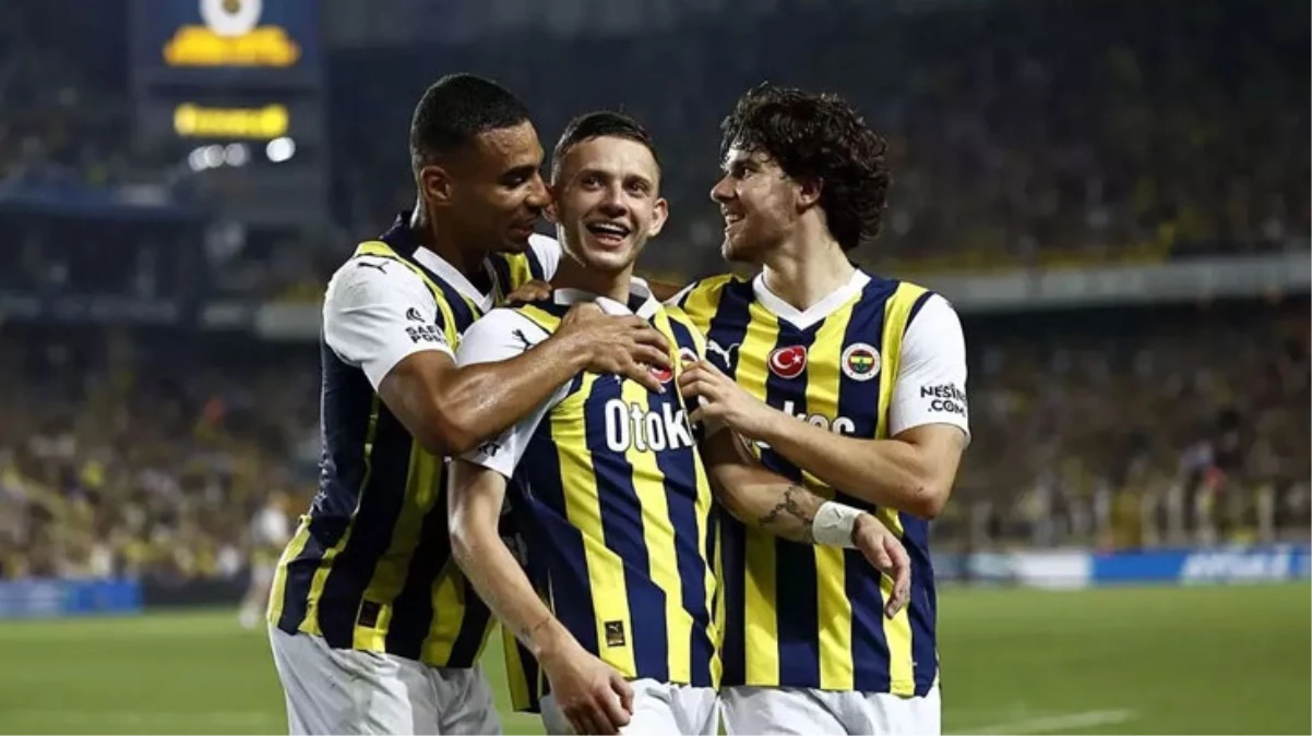 Yönetimin kararı net! Premier Lig devi yıldız futbolcu için İstanbul\'a geliyor